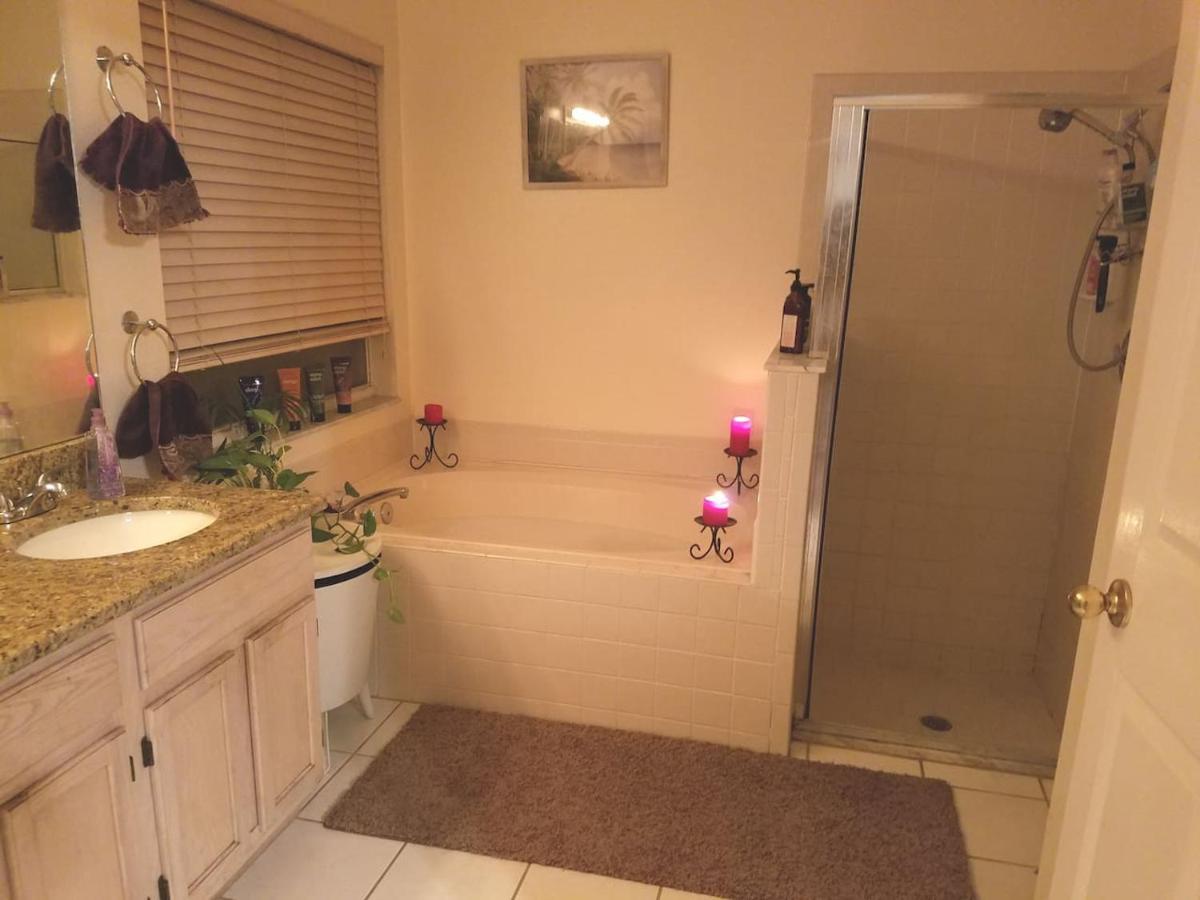 Cozy And Conveniently Located Pool Home With Free Wifi Tampa Exterior foto